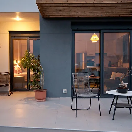 Seacret Apartment *